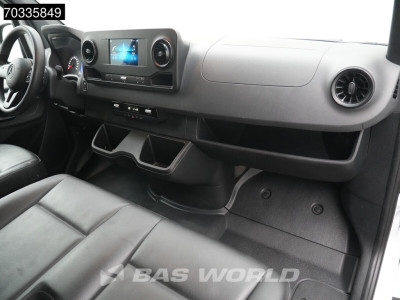 Mercedes-Benz Sprinter 317 CDI Automaat L3H2 AC/Climate MBUX Carplay Camera 3,5t Trekhaak Parkeersensoren Euro6 L3 Airco Trekhaak foto 16