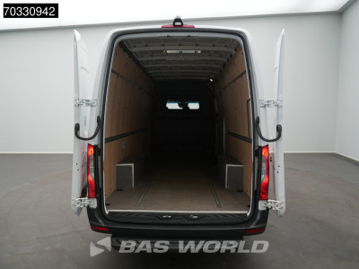 Mercedes-Benz Sprinter 317 CDI Automaat L3H2 AC/Climate MBUX Carplay Navi Cruise Camera Parkeersensoren v+a Euro6 L3 Airco Cruise control foto 9