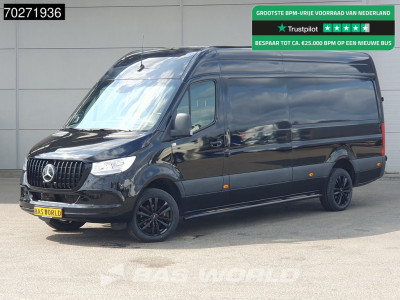 Mercedes-Benz Sprinter 317 CDI Automaat L3H2 Black Edition 3500KG Trekhaak Airco Camera Parkeersensoren MBUX CarPlay Euro6 L3 15m3 Airco Trekhaak