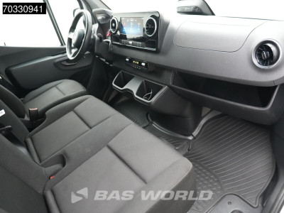 Mercedes-Benz Sprinter 317 CDI Automaat L3H2 PRO LED Navi Airco Cruise Camera 10inch MBUX CarPlay Parkeersensoren v+a Euro6 L3 Airco Trekhaak Cruise control foto 13
