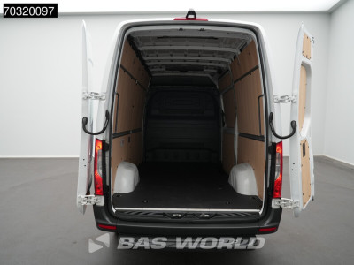 Mercedes-Benz Sprinter 317 CDI Automaat LED 2025 Model L2H2 170PK Navi Airco Cruise Camera MBUX CarPlay Stoelverwarming Euro6 L2 Airco Cruise control foto 9