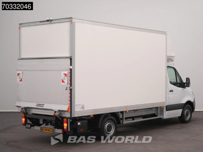 Mercedes-Benz Sprinter 317 CDI Automaat PRO Laadklep Airsuspension MBUX Camera Bakwagen Meubelbak Koffer LBW Airco Cruise control foto 2
