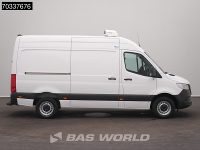 Mercedes-Benz Sprinter 317 CDI Koelwagen Vriezer 170PK L2H2 Airco Camera MBUX CarPlay Euro6 L2 Koel Koeler Kühl Kühler Kühlwagen Kühlkasten Frigo Vries Airco foto 7