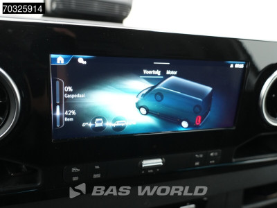 Mercedes-Benz Sprinter 317 CDI L2H2 Navi Airco Cruise Camera 10inch MBUX CarPlay Parkeersensoren v+a Euro6 L2 Airco Trekhaak Cruise control 21