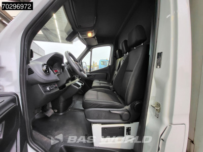 Mercedes-Benz Sprinter 317 CDI Laadklep Automaat Bakwagen 170PK Airco Camera Euro6 Meubelbak Koffer Airco foto 12