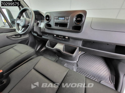 Mercedes-Benz Sprinter 317 CDI Laadklep Automaat Bakwagen 170PK Airco Camera Euro6 Meubelbak Koffer Airco foto 9