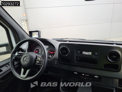 Mercedes-Benz Sprinter 317 CDI Laadklep Automaat Bakwagen 170PK Airco Camera MBUX CarPlay Euro6 Meubelbak Koffer 21m3 Airco foto 15