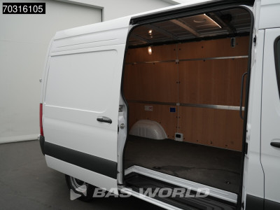Mercedes-Benz Sprinter 317 CDI Nieuw Model Automaat 170PK L2H2 LED Airco Cruise Camera 10inch MBUX CarPlay Parkeersensoren Euro6 L3 Airco Cruise control foto 10