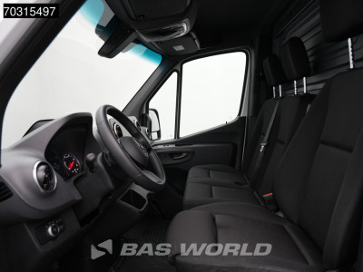 Mercedes-Benz Sprinter 317 CDI Nieuw Model Automaat 170PK L2H2 LED Navi Airco Cruise Camera Parkeersensoren 10inch MBUX CarPlay Euro6 L2 Airco Cruise control foto 3