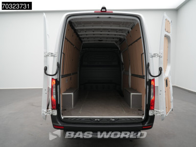 Mercedes-Benz Sprinter 317 CDI Nieuw Model Automaat 170PK L2H2  Navi Airco Cruise Camera Parkeersensoren 10inch MBUX CarPlay Euro6 L2 Airco Cruise control foto 7