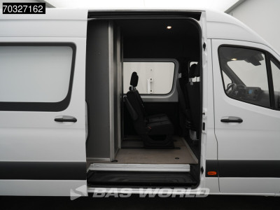 Mercedes-Benz Sprinter 319 CDI Automaat Dubbel Cabine 3,5t Trekhaak 190PK L3H2 Navi Airco Cruise Camera MBUX CarPlay Euro6 DC Doka Mixto L3 Airco Trekhaak Cruise control 11