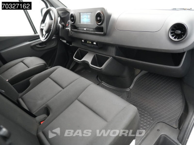 Mercedes-Benz Sprinter 319 CDI Automaat Dubbel Cabine 3,5t Trekhaak 190PK L3H2 Navi Airco Cruise Camera MBUX CarPlay Euro6 DC Doka Mixto L3 Airco Trekhaak Cruise control 13