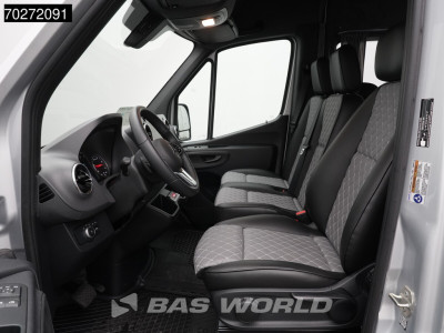 Mercedes-Benz Sprinter 319 CDI Automaat VIP 9 persoons Personenvervoer Taxi TV Webasto klima Kombi Tourer Navi LED Airco Cruise control foto 14