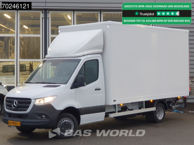 Mercedes-Benz Sprinter 515 CDI Automaat Laadklep Zijdeur Dubbellucht Bakwagen MBUX Airco Cruise MBUX Koffer Meubelbak 21m3 Airco Cruise control
