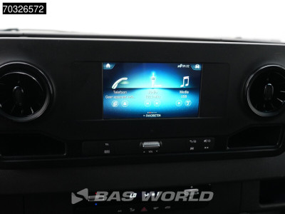 Mercedes-Benz Sprinter 515 CDI Laadklep Zijdeur Dubbellucht 150PK Bakwagen Airco MBUX CarPlay DHollandia Euro6 Meubelbak Koffer Möberkoffer Taillift LBW Airco 17