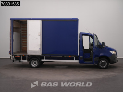 Mercedes-Benz Sprinter 516 CDI Automaat Laadklep Zijdeur Bakwagen MBUX Airco Cruise Meubelbak Koffer Dhollandia CarPlay Airco Cruise control foto 11