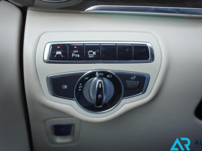 Mercedes-Benz V-klasse 250 Lang DC * LUXE * LED* 360 camera * 10