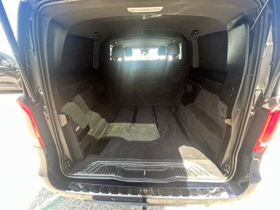 Mercedes-Benz V-klasse 300d Lang DC amg 239 pk 16
