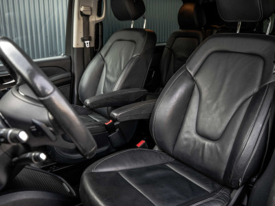 Mercedes-Benz V-klasse V 250 BlueTEC | Automaat | 360° Camera | Leder | Burmester | Elekt.schuifdeur L+R | Climatronic | Trekhaak foto 13