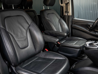 Mercedes-Benz V-klasse V 250 BlueTEC | Automaat | 360° Camera | Leder | Burmester | Elekt.schuifdeur L+R | Climatronic | Trekhaak foto 14