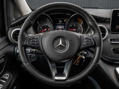 Mercedes-Benz V-klasse V 250 BlueTEC | Automaat | 360° Camera | Leder | Burmester | Elekt.schuifdeur L+R | Climatronic | Trekhaak foto 17