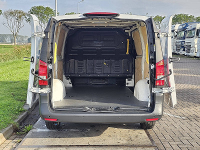 Mercedes-Benz VITO 110 L2 LED Euro6 Carplay Lane-Assist CruiseControl Mf-Stuurwiel 270Gr-Achterdeuren Camera! foto 14
