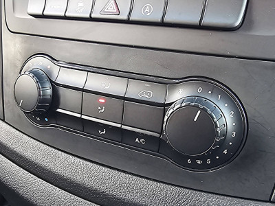 Mercedes-Benz VITO 114 L2 ac automaat EURO6 carplay cruisecontrol achterklep org NL foto 11