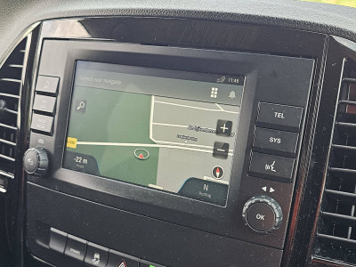 Mercedes-Benz VITO 119 CDI L2 Dub Cab 4x4 LED 10