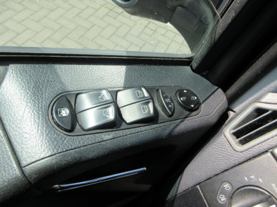 Mercedes-Benz Viano 2.2 CDI 163 pk Ambiente airco cruisecontrol 7 persoons personenbus 12