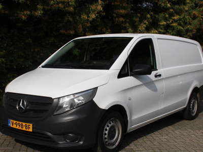 Mercedes-Benz Vito 109 CDI Functional Lang 88PK | Airco | Cruise Control | Trekhaak foto 7
