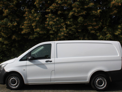 Mercedes-Benz Vito 109 CDI Functional Lang 88PK | Airco | Cruise Control | Trekhaak foto 8
