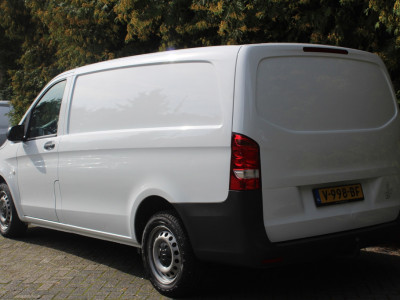Mercedes-Benz Vito 109 CDI Functional Lang 88PK | Airco | Cruise Control | Trekhaak foto 9