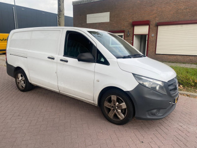 Mercedes-Benz Vito 109 CDI Lang / Airco / 2015 / 3Zits / Euro5 / ROOKT !! SMOKE !! ENGINE AND GEARBOX GOOD ! foto 2
