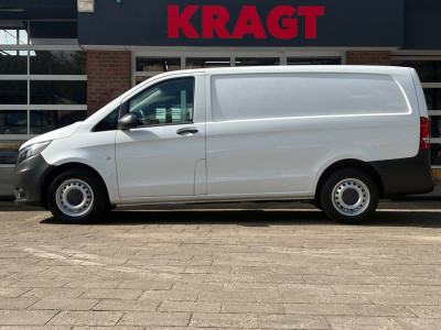 Mercedes-Benz Vito 109 CDI Lang|NAP|airco|cruise control|bluetooth|lederen bekleding|achterklep|drie zitplaatsen|elektrisch pakket foto 6