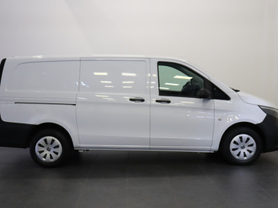 Mercedes-Benz Vito 110 CDI Lang EURO 6 - Airco - Cruise - PDC - Trekhaak - € 17.900,- Excl. 11