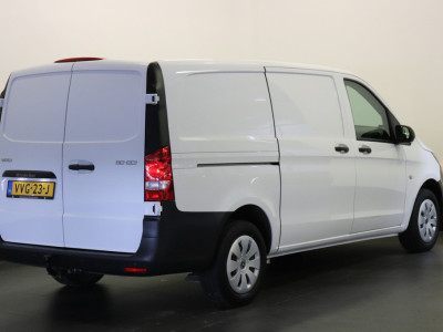 Mercedes-Benz Vito 110 CDI Lang EURO 6 - Airco - Cruise - PDC - Trekhaak - € 17.900,- Excl. 2