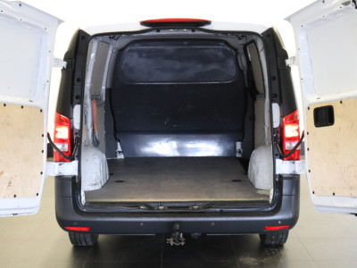 Mercedes-Benz Vito 110 CDI Lang EURO 6 - Airco - Cruise - PDC - Trekhaak - € 17.900,- Excl. 8