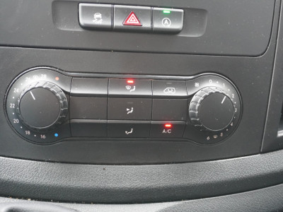 Mercedes-Benz Vito 110 CDI Lang EURO 6 - Airco - Cruise - Trekhaak - €15.900,- Excl. foto 13
