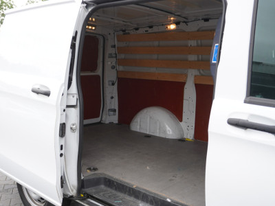 Mercedes-Benz Vito 110 CDI Lang EURO 6 - Airco - Cruise - Trekhaak - €15.900,- Excl. foto 9