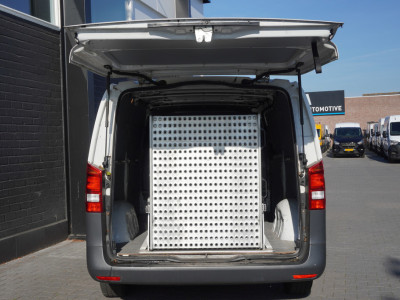 Mercedes-Benz Vito 110 CDI XL EURO 6 - Airco - Camera - Carplay - €12.950,- Excl. foto 9