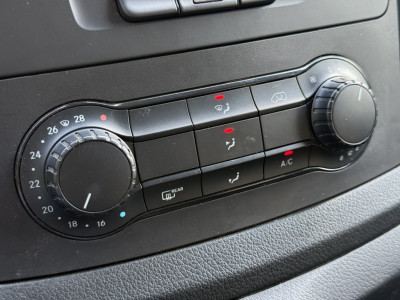 Mercedes-Benz Vito 111 CDI Functional | Trekhaak | Cruisec. | Airco | PDC foto 19
