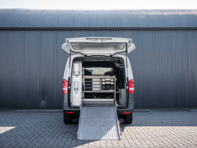 Mercedes-Benz Vito 111 CDI | Volledig ingericht | 3-Zits | Camera | Navi | Airco foto 10