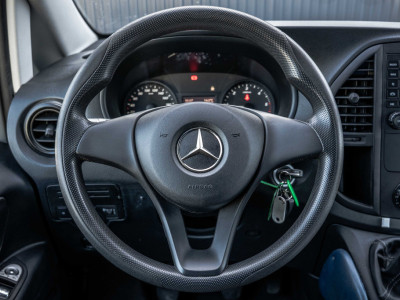 Mercedes-Benz Vito 111 CDI | Volledig ingericht | 3-Zits | Camera | Navi | Airco foto 18