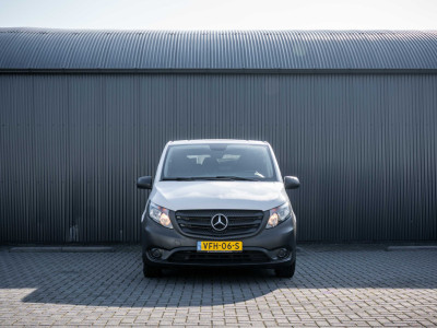 Mercedes-Benz Vito 111 CDI | Volledig ingericht | 3-Zits | Camera | Navi | Airco foto 3