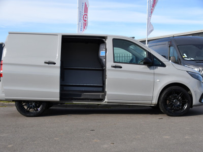 Mercedes-Benz Vito 114 CDI 1.9 PB Edition FACELIFT! Camera, Cruise, Carplay, Multimedia, Automaat, 136pk, Sensoren, Uniek! foto 11