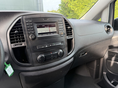 Mercedes-Benz Vito 114 CDI 136 PK AUTOMAAT / L2H1 / 1e EIG. / CAMERA / CRUISE / TREKHAAK / AIRCO / NAVI foto 13