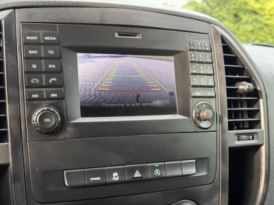 Mercedes-Benz Vito 114 CDI 136 PK AUTOMAAT / L2H1 / 1e EIG. / CAMERA / CRUISE / TREKHAAK / AIRCO / NAVI foto 16