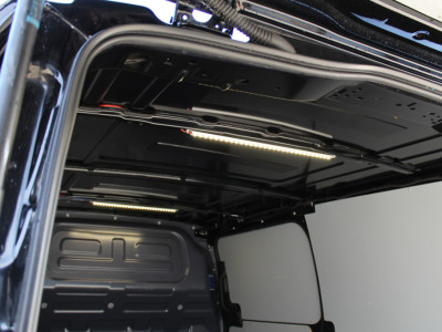 Mercedes-Benz Vito 114 CDI 136Pk L2 Automaat | Black Edition | Vol opties! foto 12