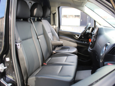 Mercedes-Benz Vito 114 CDI 136Pk L2 Automaat | Black Edition | Vol opties! foto 21