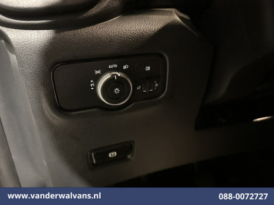 Mercedes-Benz Vito 114 CDI 136pk L2H1 Euro6 Airco | Camera | Cruisecontrol | Parkeersensoren Bijrijdersbank, Achterklep foto 16